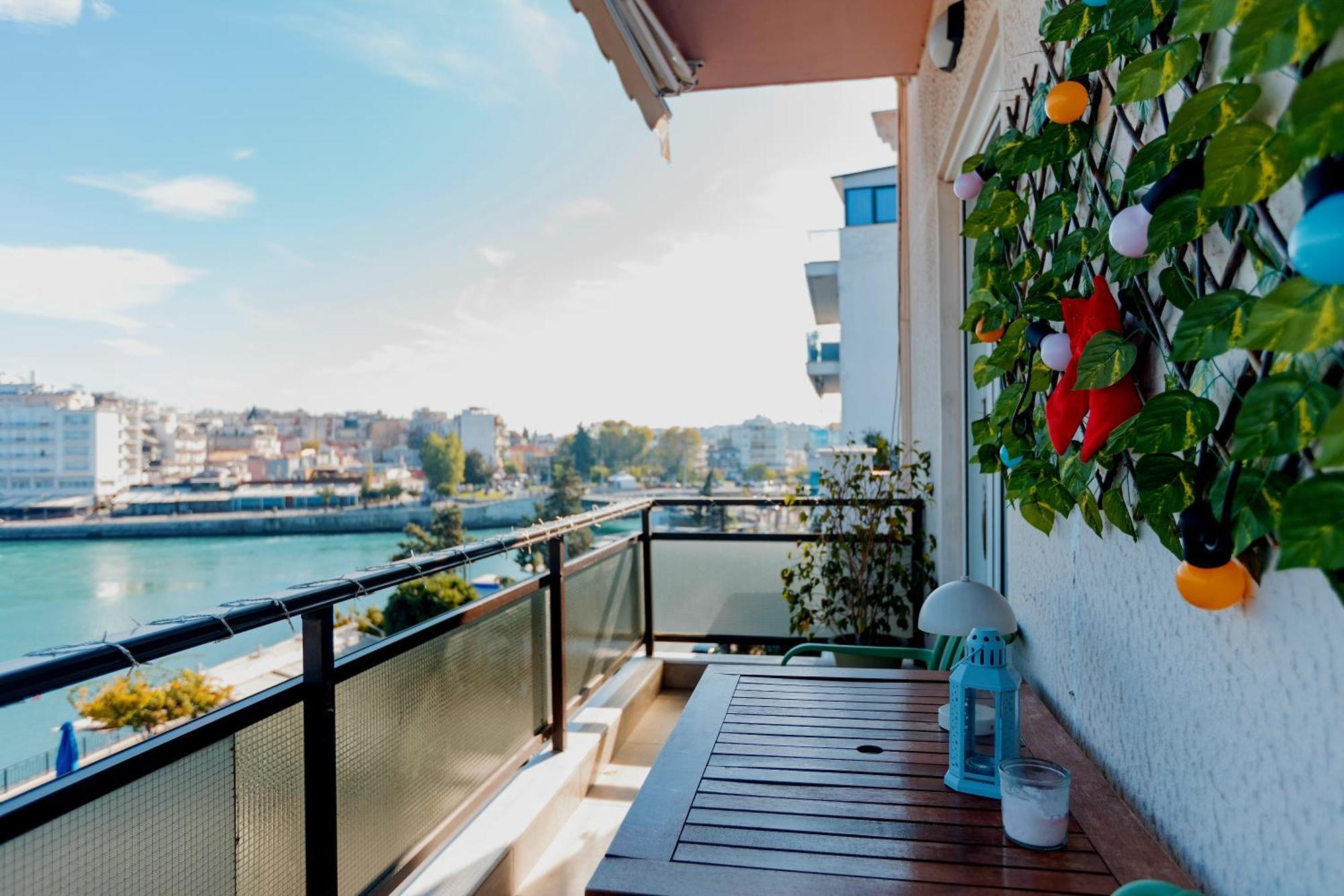 Debbie'S Διαμέρισμα Δίπλα Στο Νερό ! Chalkida Exterior photo
